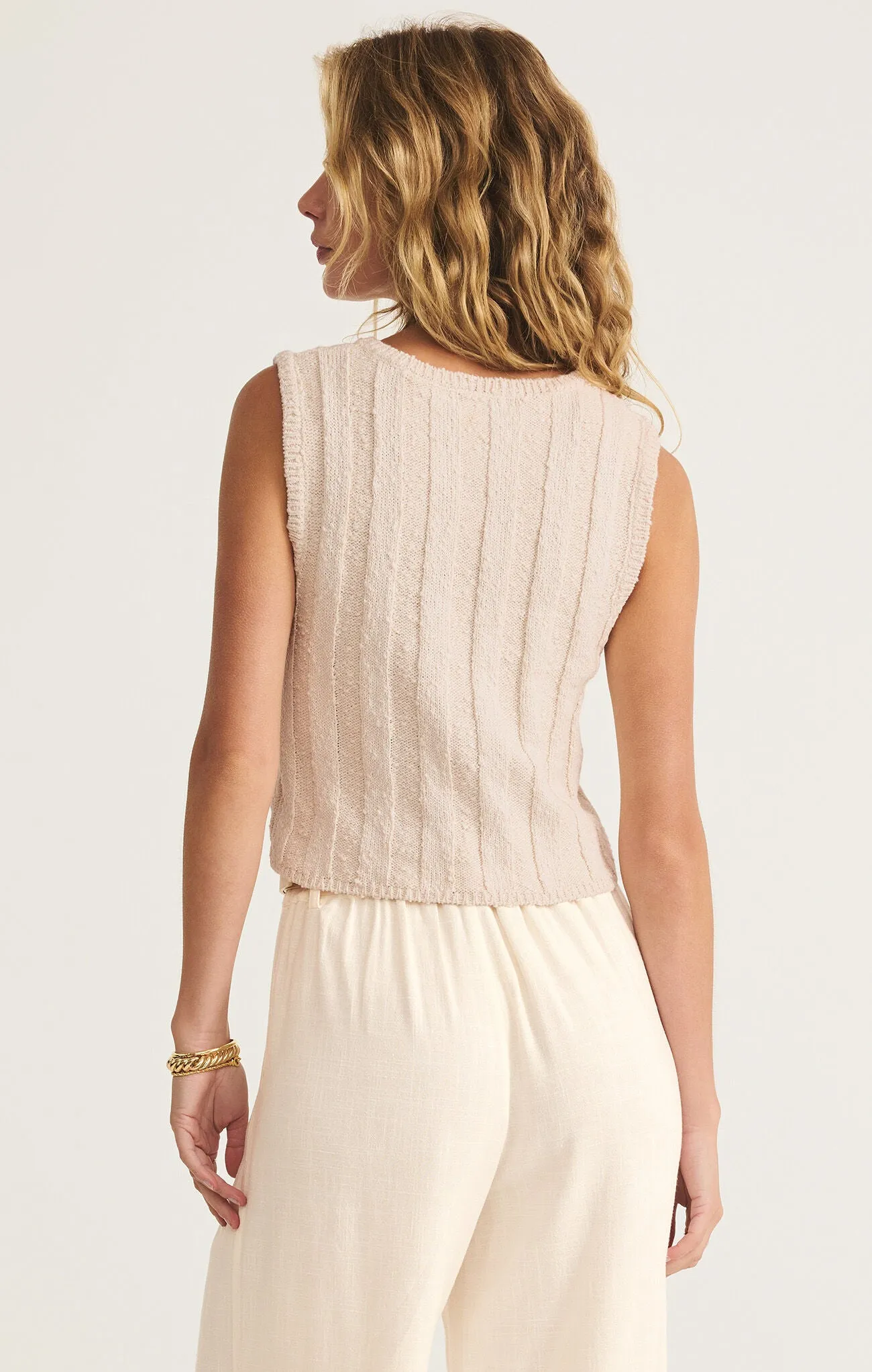 Calan Sleeveless Top