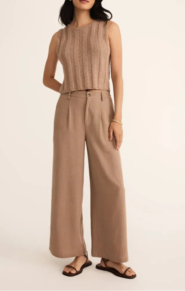 Calan Sleeveless Top