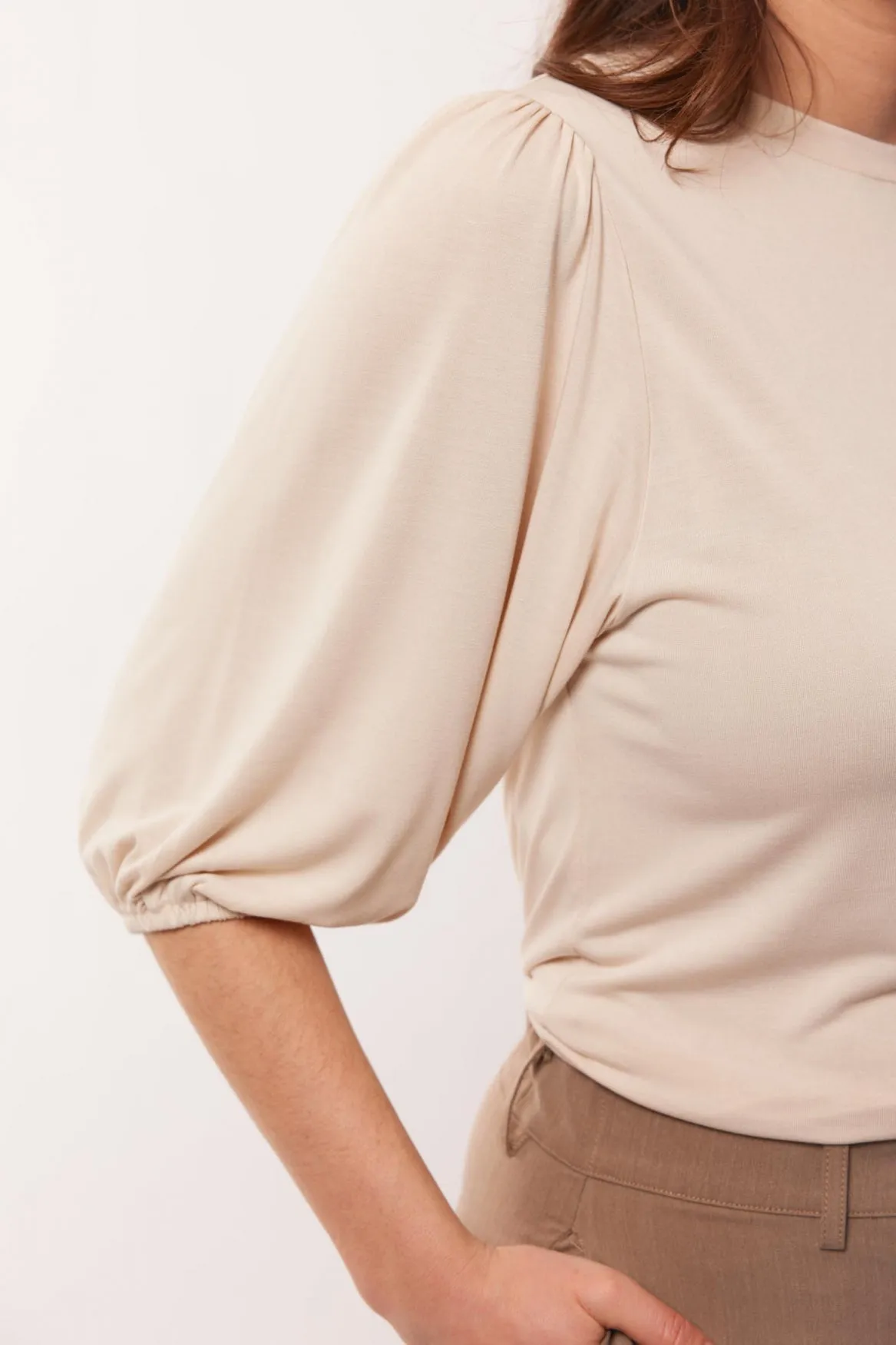 Calista T-shirt | Sand