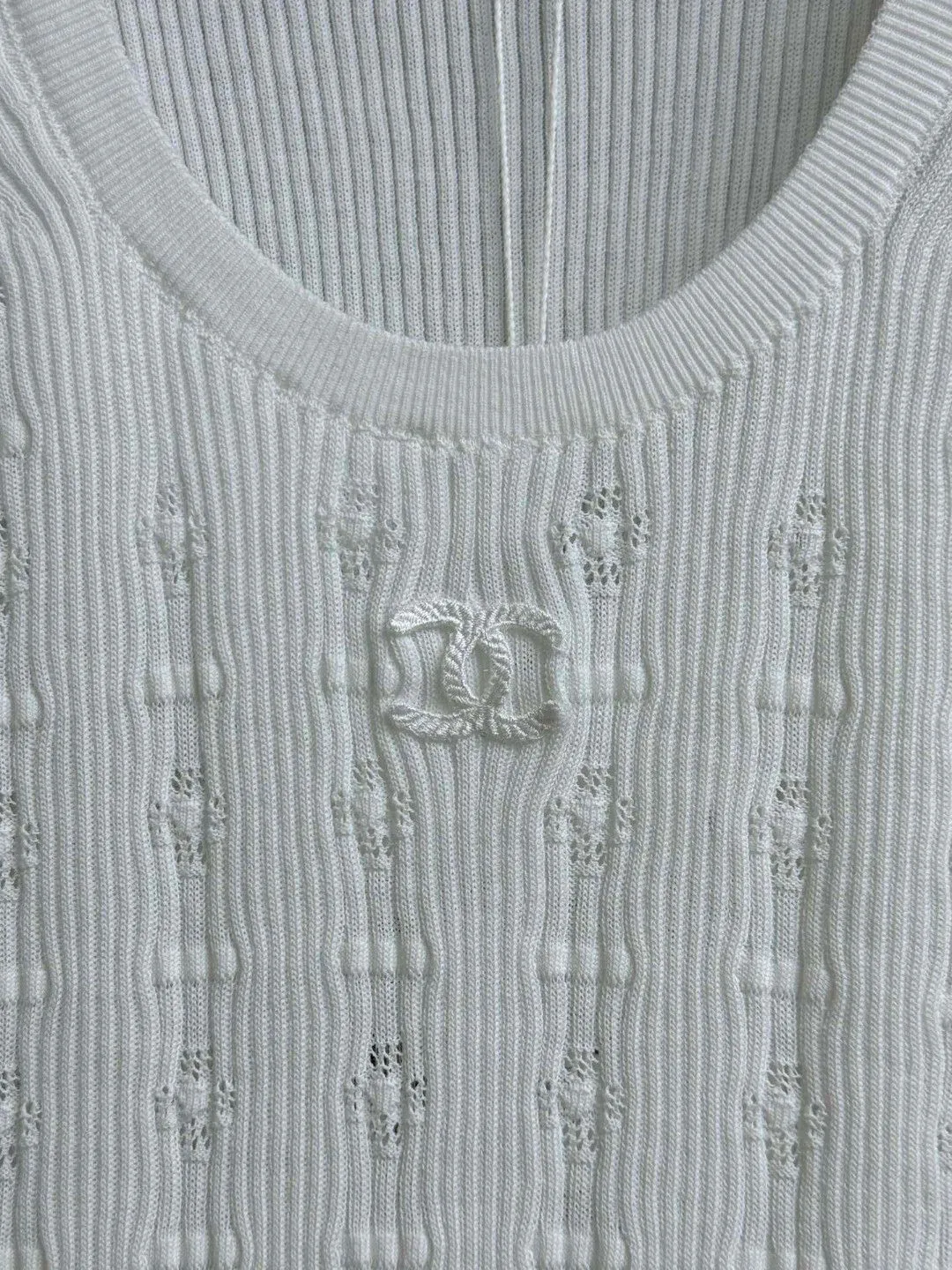 double c knitted vest