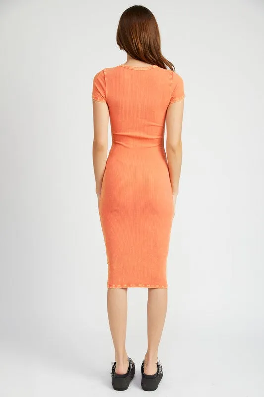 Emory Park SHORT SLEEVE BODYCON MIDI DRESS