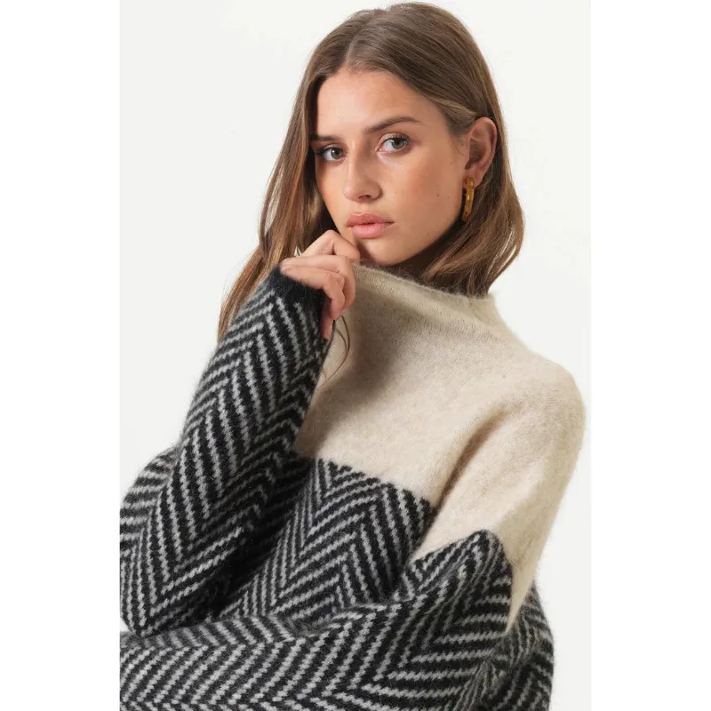 Handmade Cashmere Turtleneck