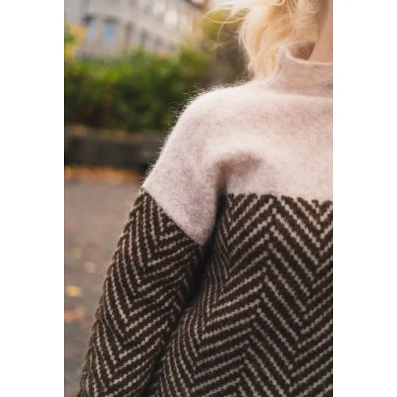 Handmade Cashmere Turtleneck