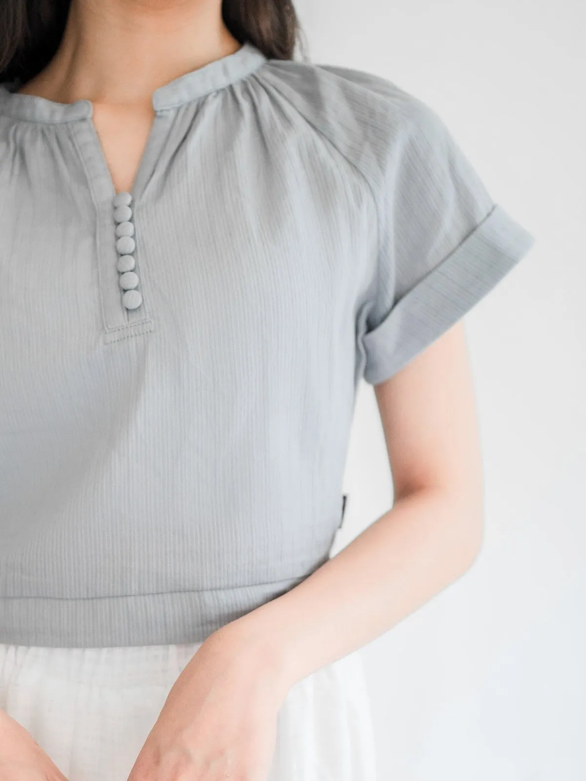 Perlin Buttoned Crop Blouse