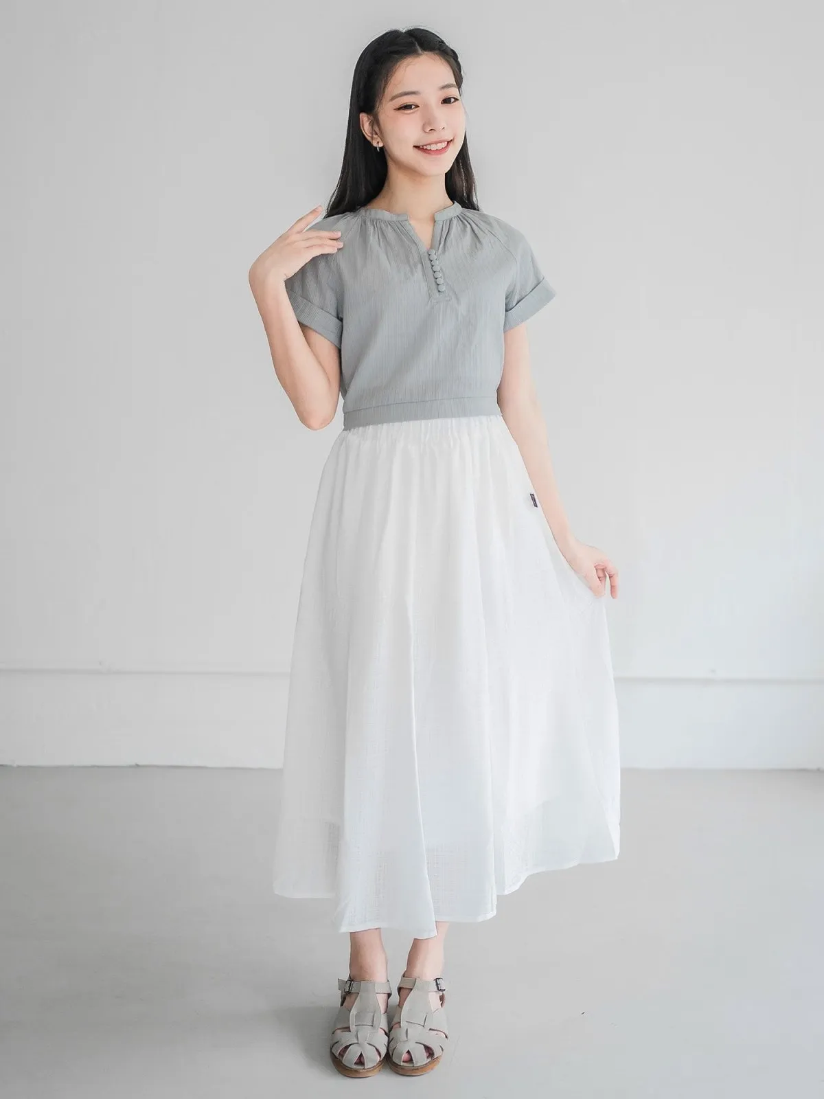 Perlin Buttoned Crop Blouse
