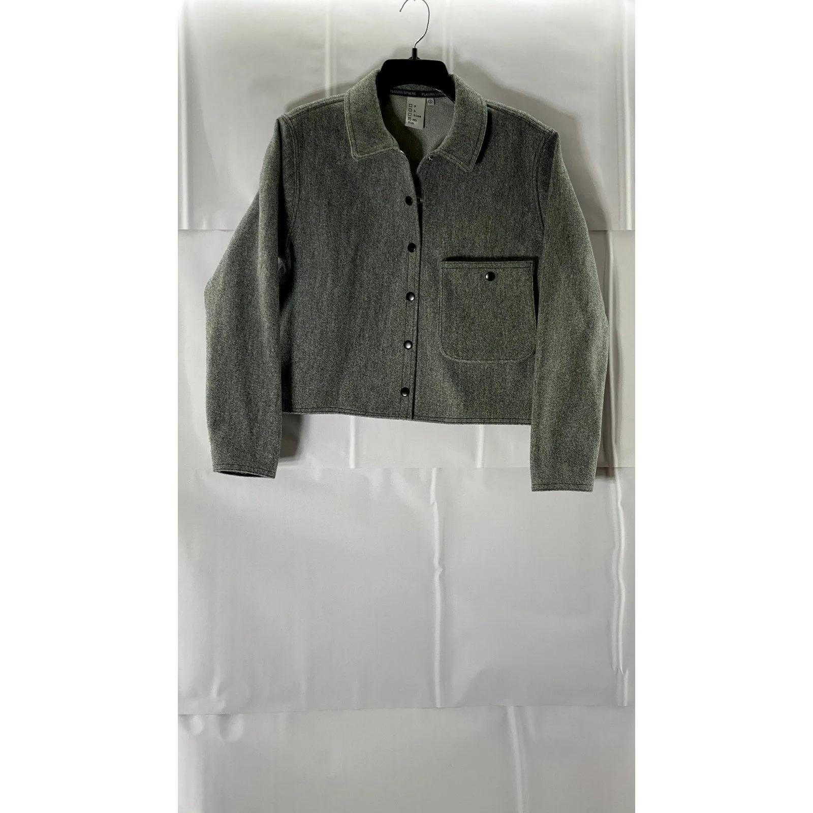 PLASMASPHERE Women's Grey Heather Button-Up Wool-Blend Cropped Jacket SZ M