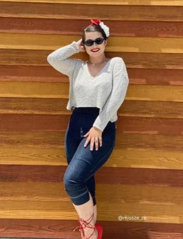 V Neck Drop Shoulder Slub Knit Crop Sweater Top